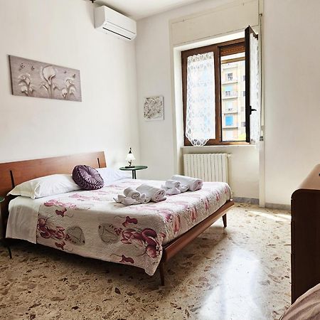 Stella Marina Apartment Salerno Exterior photo
