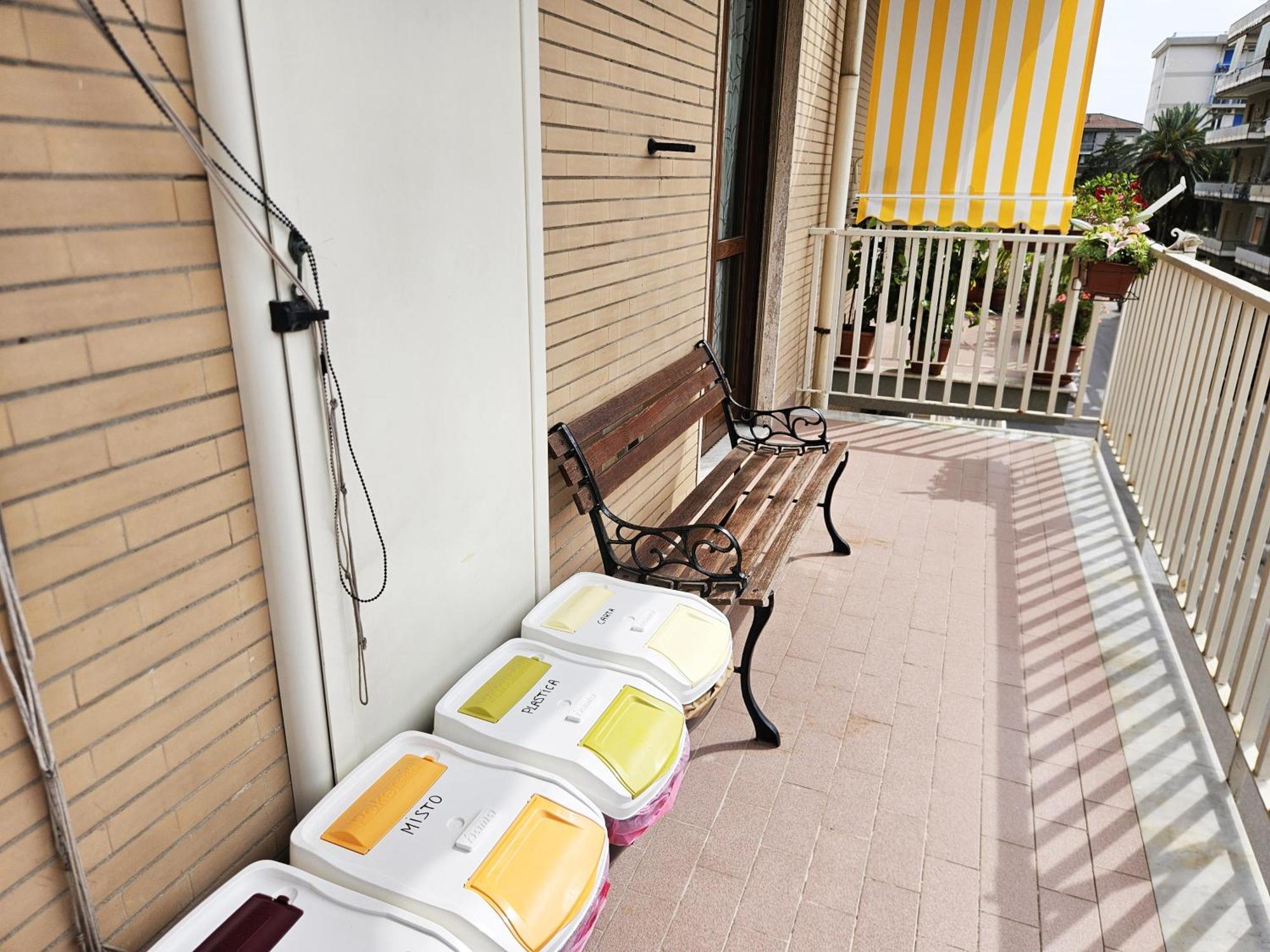 Stella Marina Apartment Salerno Exterior photo